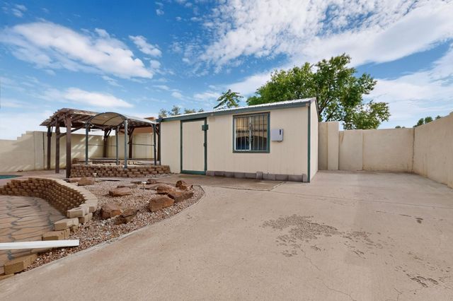 4332 Spanish Broom Avenue NW, Albuquerque, NM 87120