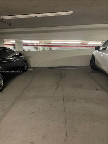 36 NW 6th Ave 801, Miami, FL 33128