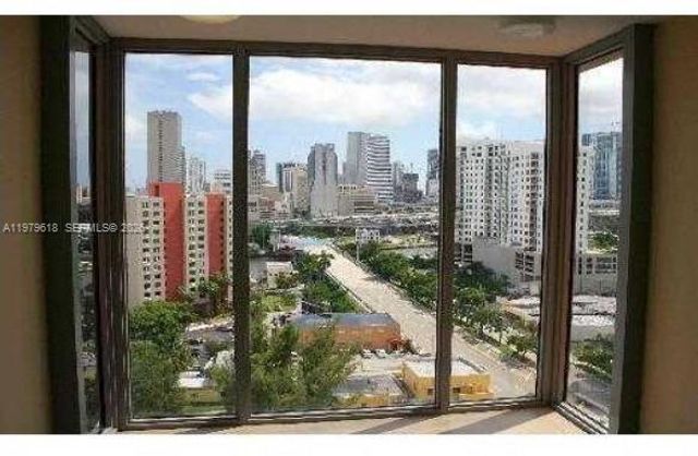 36 NW 6th Ave 801, Miami, FL 33128