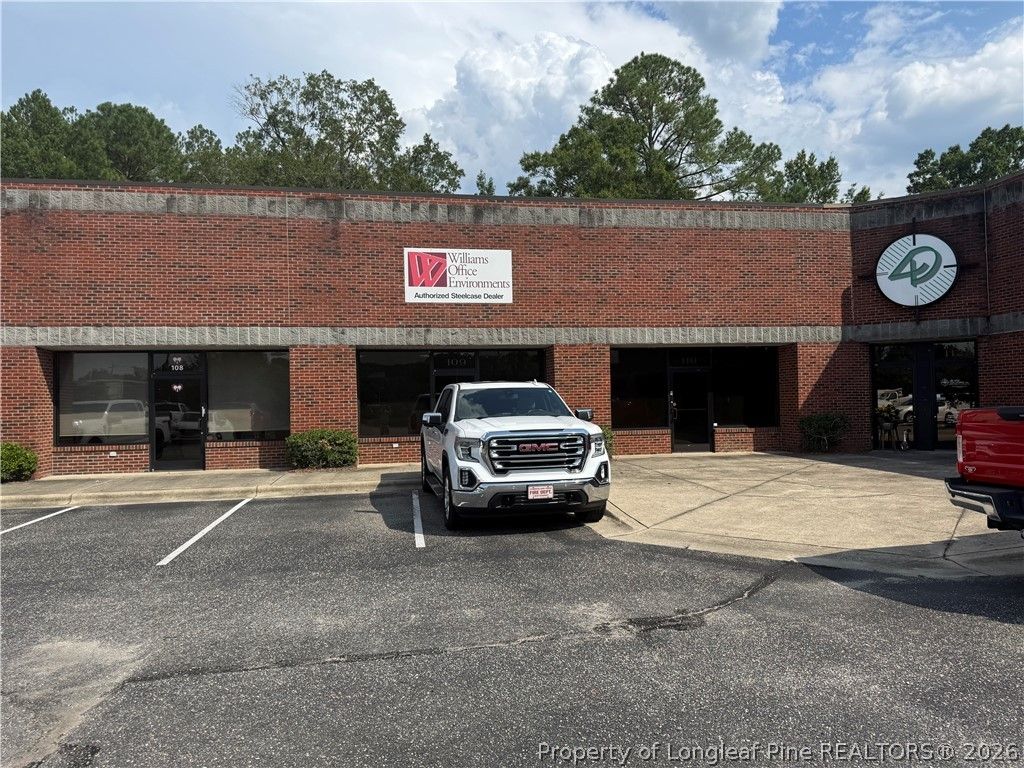 409 Chicago Drive 109 & 110, Fayetteville, NC 28306 — exterior
