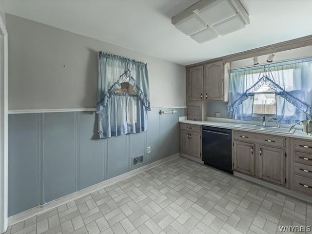 111 Bannard Avenue, Tonawanda, NY 14150