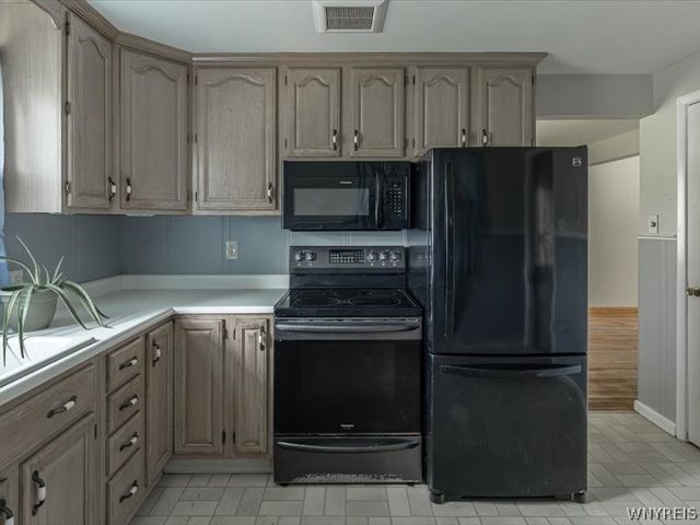 111 Bannard Avenue, Tonawanda, NY 14150