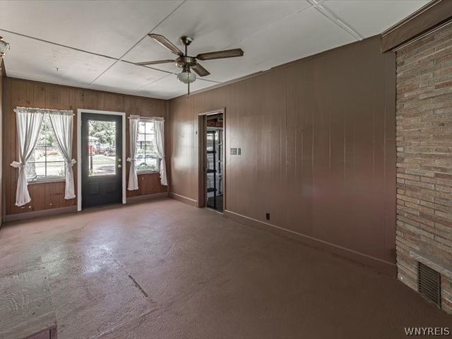 111 Bannard Avenue, Tonawanda, NY 14150