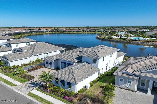 15398 Turin DR, Naples, FL 34114