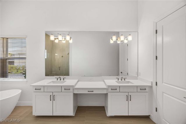 15398 Turin DR, Naples, FL 34114