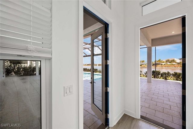 15398 Turin DR, Naples, FL 34114