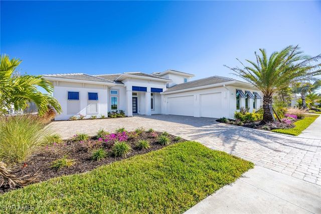 15398 Turin DR, Naples, FL 34114