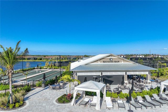 15398 Turin DR, Naples, FL 34114