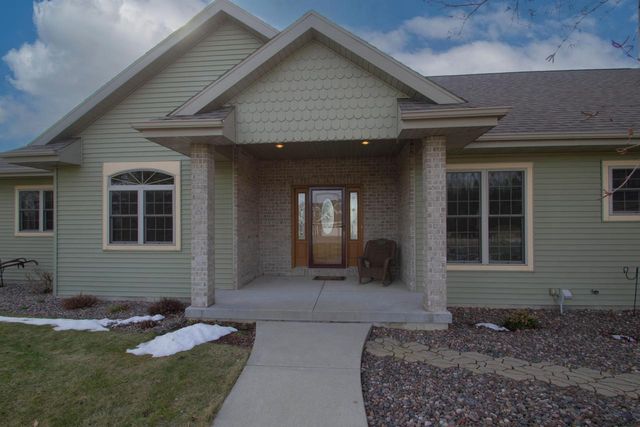 N249 Huberbrooks DRIVE, Watertown, WI 53098