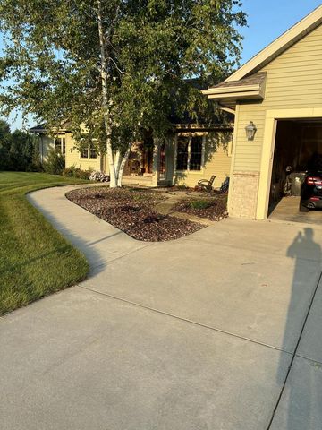 N249 Huberbrooks DRIVE, Watertown, WI 53098