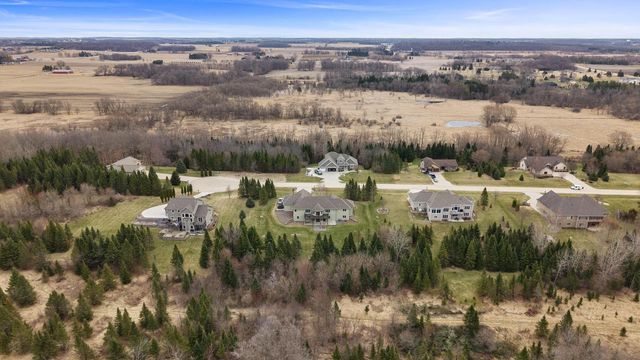 N249 Huberbrooks DRIVE, Watertown, WI 53098