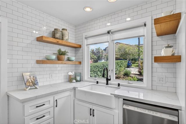 2301 Hill Lane, Redondo Beach, CA 90278