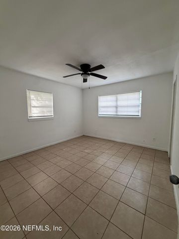 528 TROUT RIVER Drive, Jacksonville, FL 32208