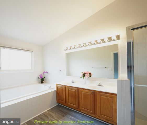 3982 BRUSSELS WAY, Woodbridge, VA 22192