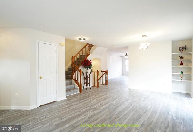 3982 BRUSSELS WAY, Woodbridge, VA 22192