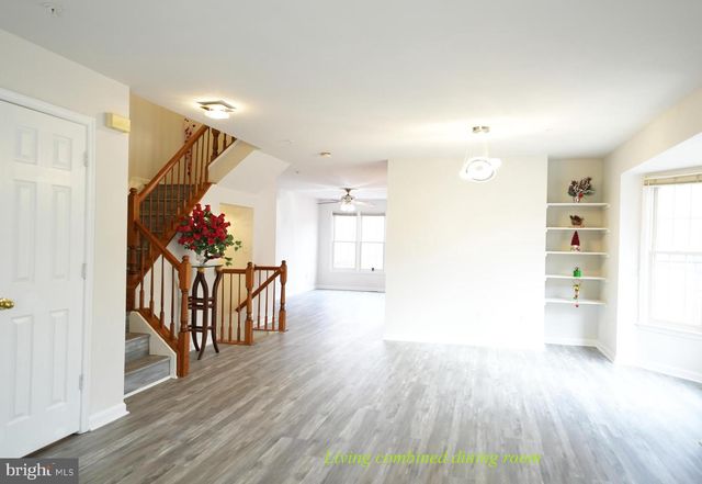 3982 BRUSSELS WAY, Woodbridge, VA 22192