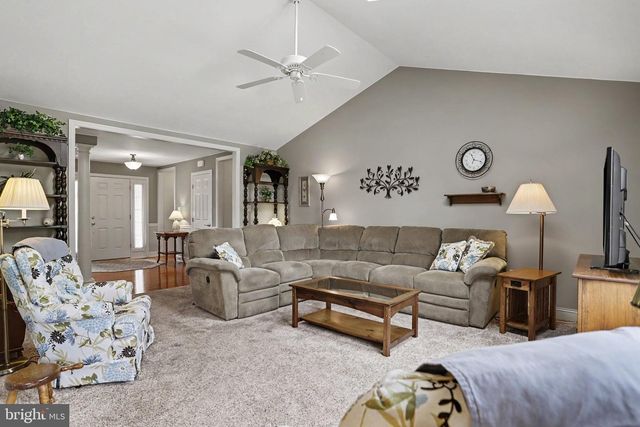 149 WHIPPOORWILL LN, Hummelstown, PA 17036