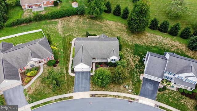 149 WHIPPOORWILL LN, Hummelstown, PA 17036