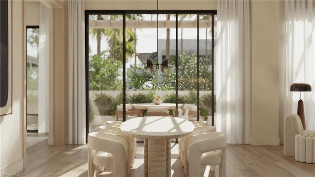 936 5th AVE S 205, Naples, FL 34102