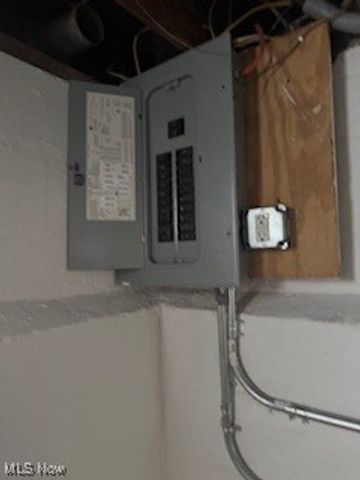 5357 Beechwood Avenue, Maple Heights, OH 44137