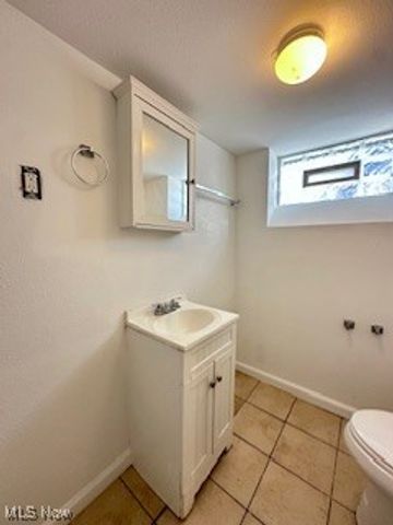 5357 Beechwood Avenue, Maple Heights, OH 44137