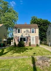5357 Beechwood Avenue, Maple Heights, OH 44137