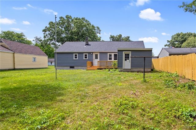 131 Ford Drive, Clay, NY 13212