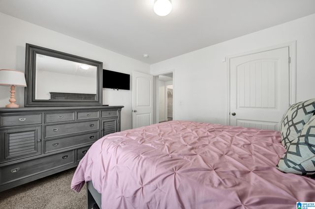 4690 WOODFORD CIRCLE, Bessemer, AL 35022