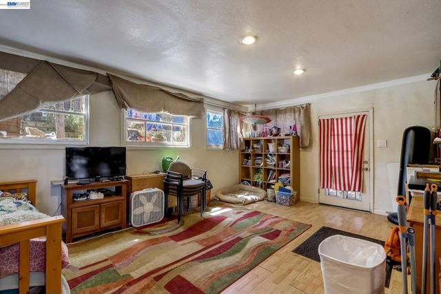 615 Sheridan St, Vallejo, CA 94590