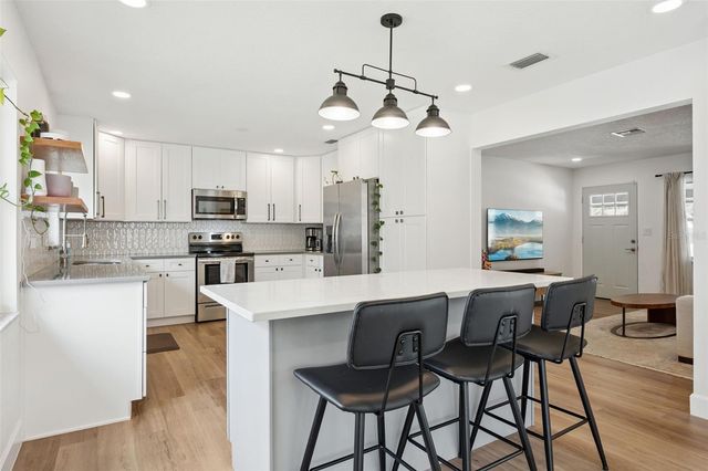 2521 LASSEK DRIVE, Orlando, FL 32806