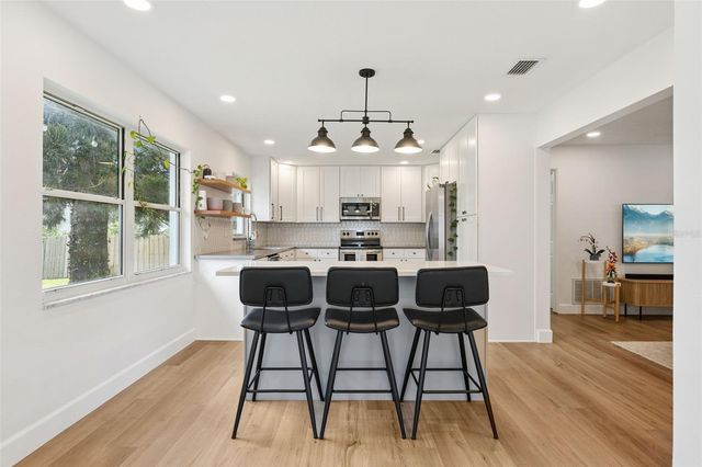 2521 LASSEK DRIVE, Orlando, FL 32806