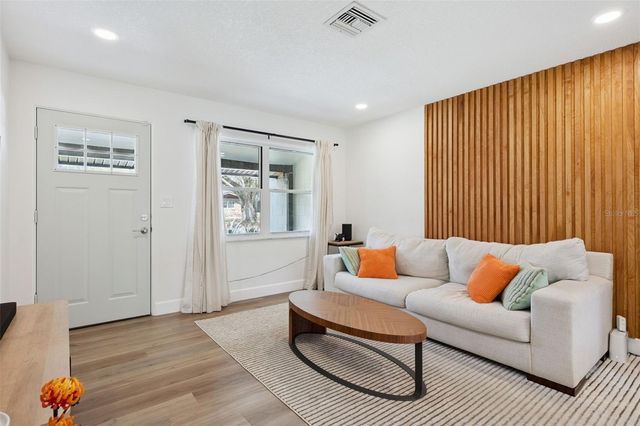 2521 LASSEK DRIVE, Orlando, FL 32806