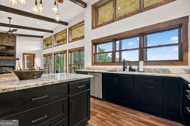 246 Bearden Farm Overlook, Blue Ridge, GA 30513