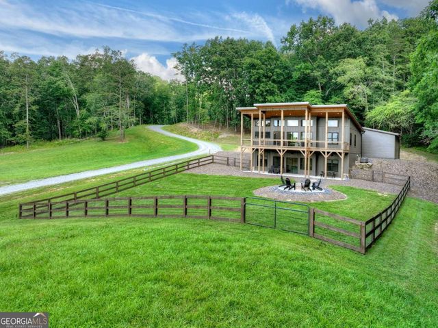 246 Bearden Farm Overlook, Blue Ridge, GA 30513