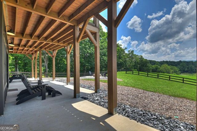 246 Bearden Farm Overlook, Blue Ridge, GA 30513
