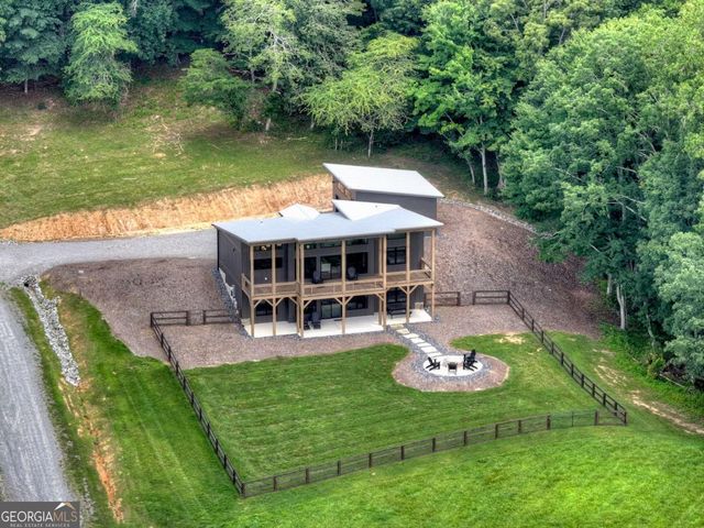 246 Bearden Farm Overlook, Blue Ridge, GA 30513