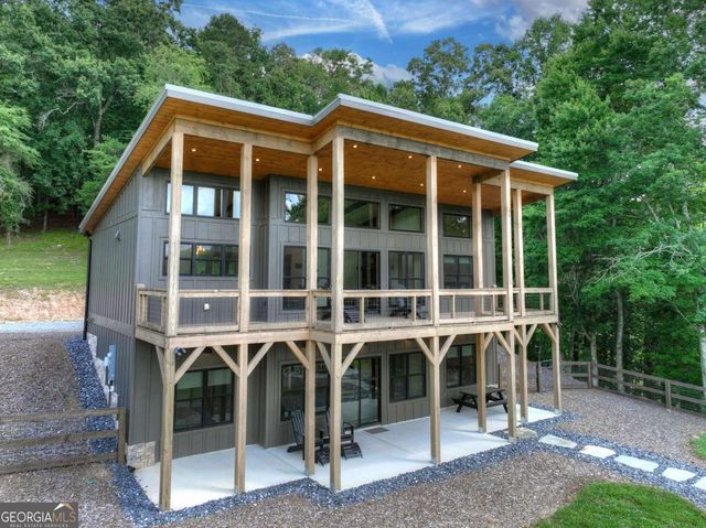 246 Bearden Farm Overlook, Blue Ridge, GA 30513
