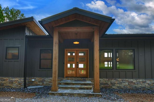246 Bearden Farm Overlook, Blue Ridge, GA 30513