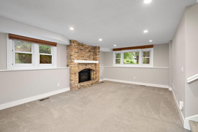 17110 28th Place N, Plymouth, MN 55447
