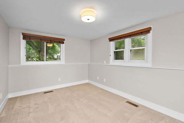 17110 28th Place N, Plymouth, MN 55447