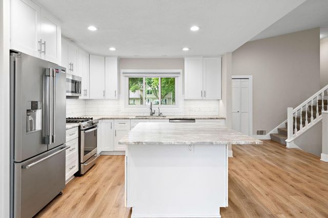 17110 28th Place N, Plymouth, MN 55447