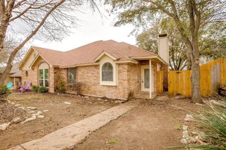 10311 Lone Pine Lane, Fort Worth, TX 76108