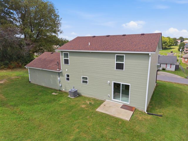 1017 Regency Road, Danville, KY 40422