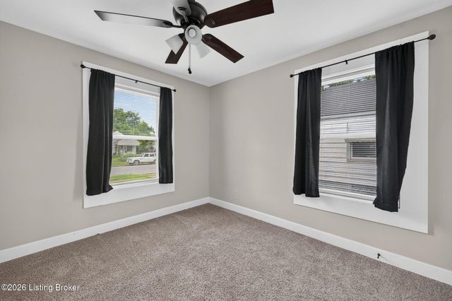 2445 Lindbergh Dr, Louisville, KY 40208