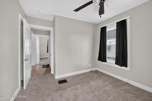 2445 Lindbergh Dr, Louisville, KY 40208