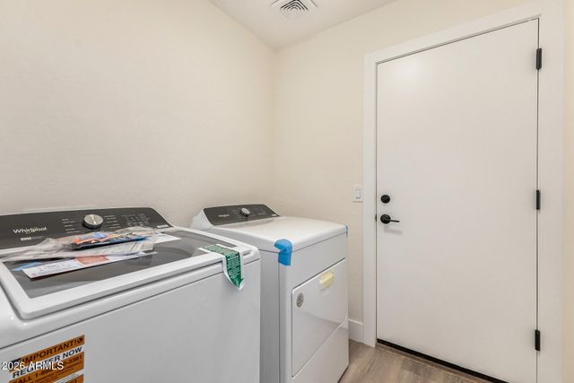 31130 N CLARIDGE Circle, San Tan Valley, AZ 85143