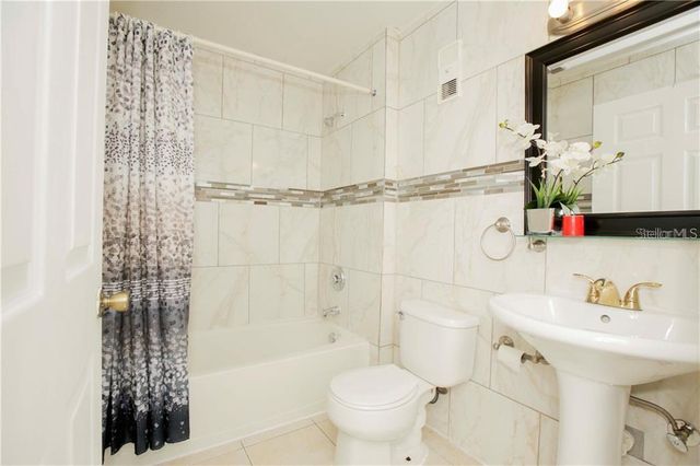13037 MULBERRY PARK DRIVE 523, Orlando, FL 32821