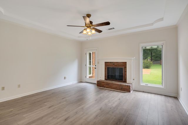 10120 BARN HILL DR, Collierville, TN 38017