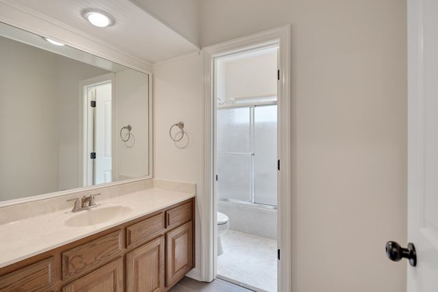 10120 BARN HILL DR, Collierville, TN 38017