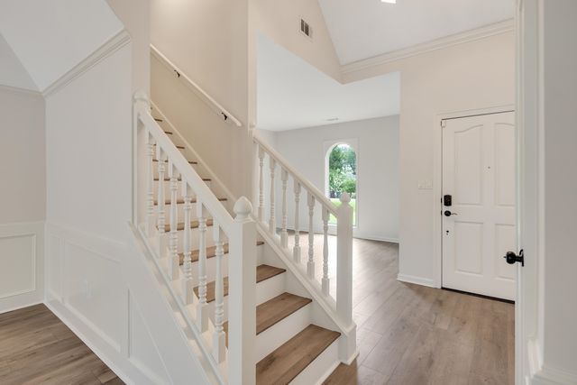 10120 BARN HILL DR, Collierville, TN 38017